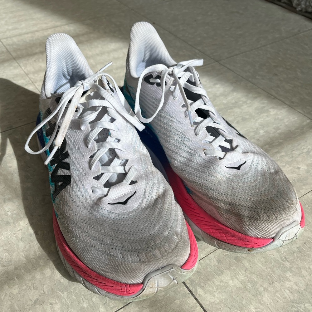 Hoka Mach 4
